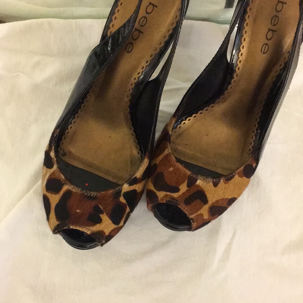 🖤Bebe leopard heels 7M